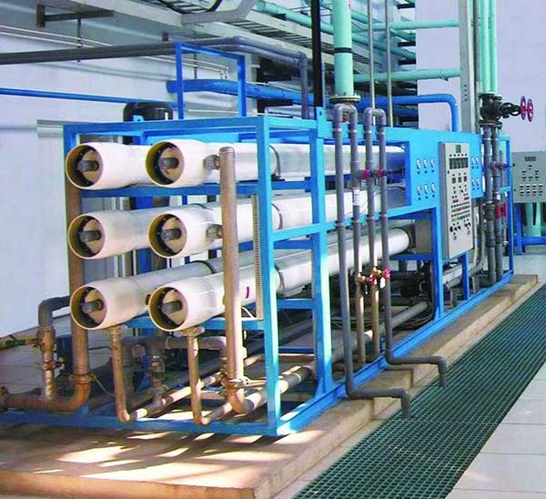 江蘇某卷煙廠新（xīn）增40T反滲透純水設備（bèi）及原純水係（xì）