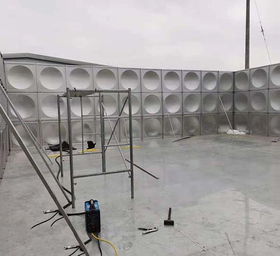 濰坊景芝養殖廠水箱項目