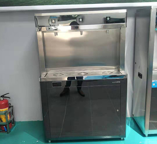 售樓處一開（kāi）兩溫直飲（yǐn）水機